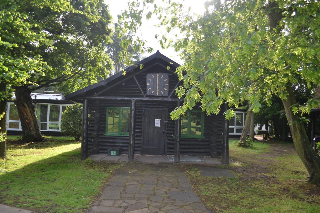 Hotel Gilwell Park Chingford Exteriér fotografie