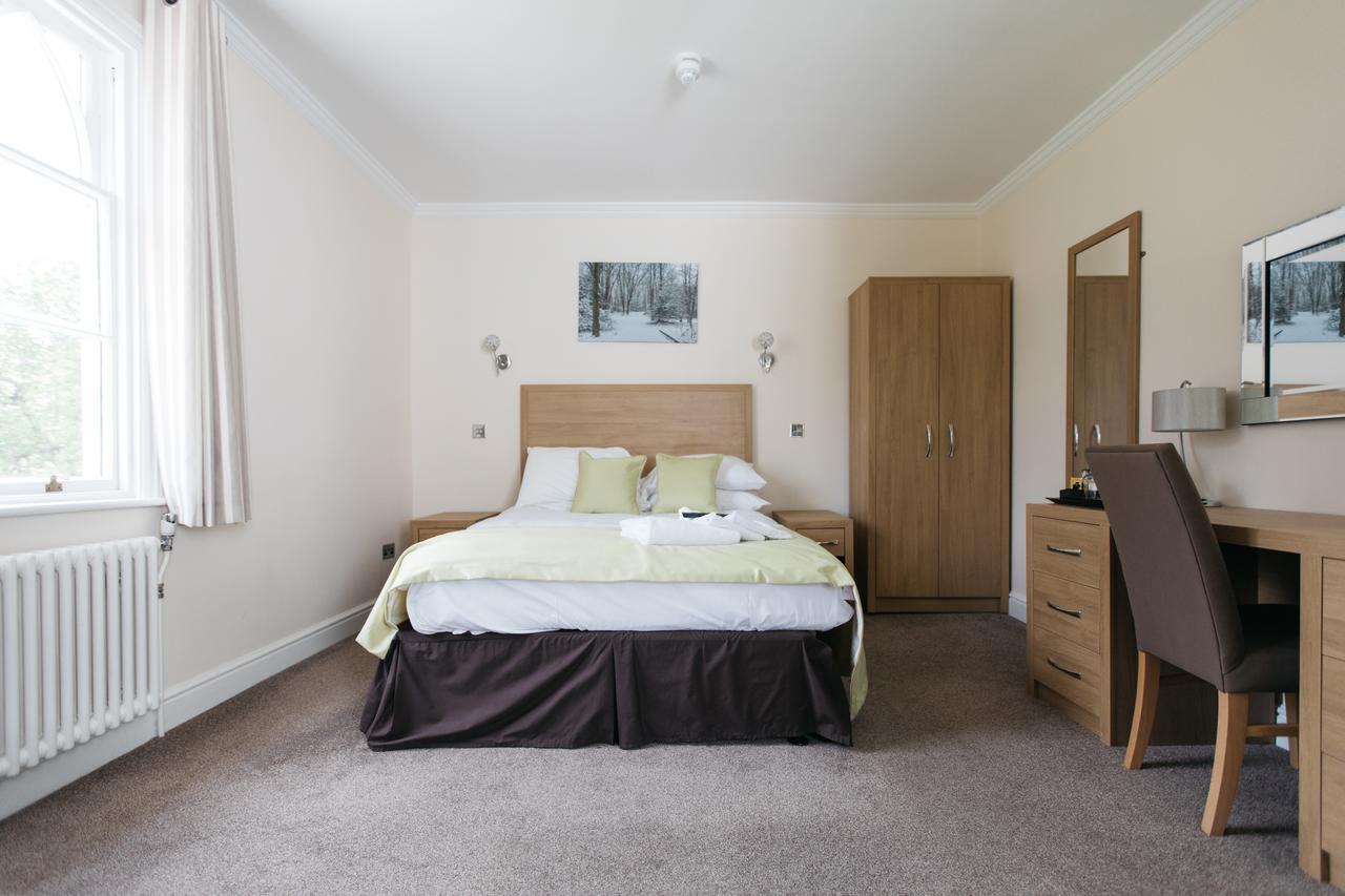 Hotel Gilwell Park Chingford Exteriér fotografie