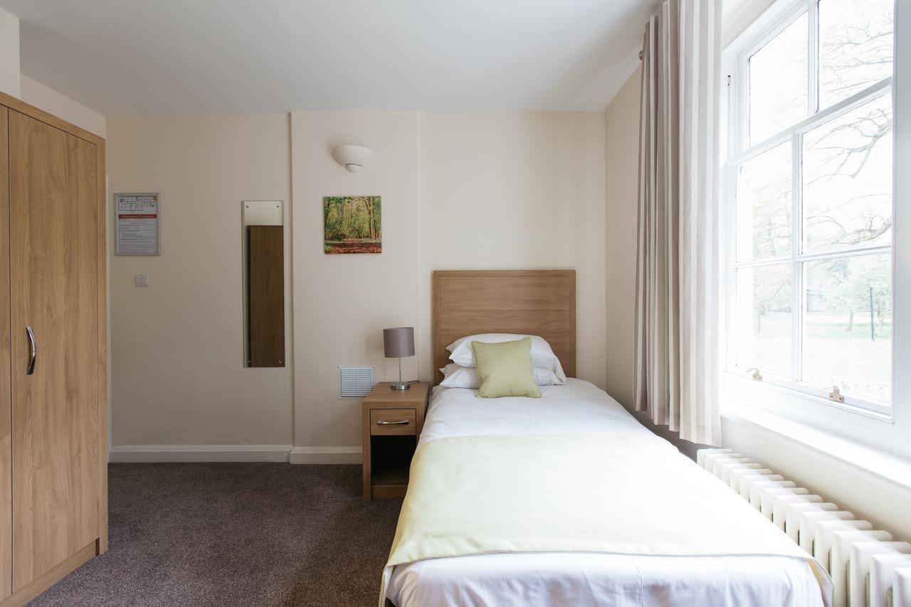 Hotel Gilwell Park Chingford Exteriér fotografie