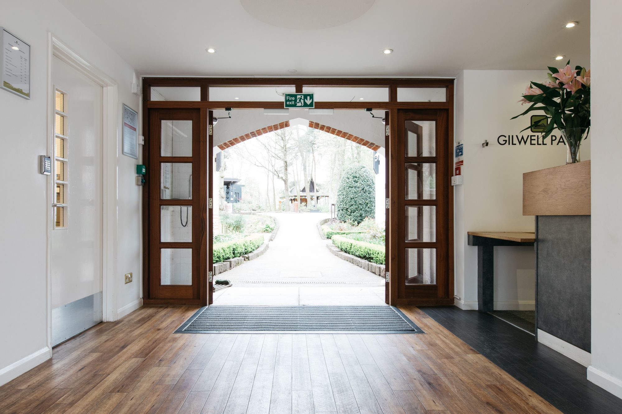 Hotel Gilwell Park Chingford Exteriér fotografie
